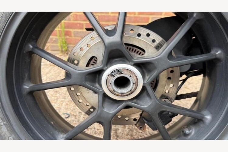 2011 TRIUMPH SPEED TRIPLE 1050 ABS, White - photo 13