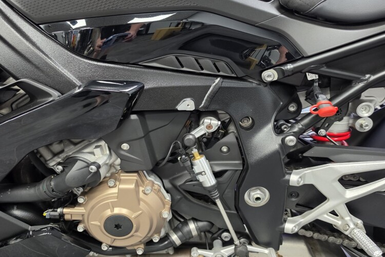 2023 BMW S 1000 R, Black - photo 18