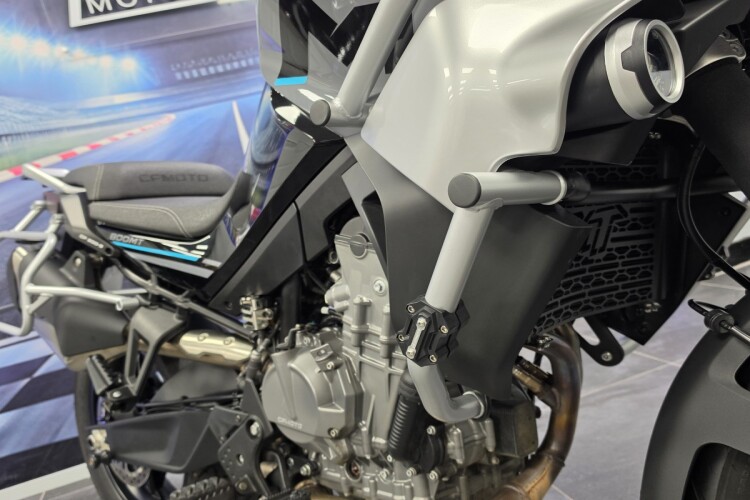 2025 CFMOTO 800MT SPORT, Black - photo 5