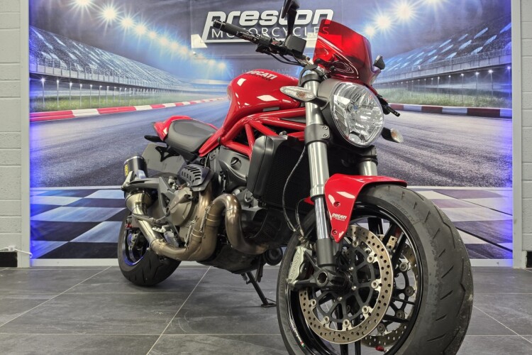 2015 DUCATI MONSTER 821, Red - photo 2