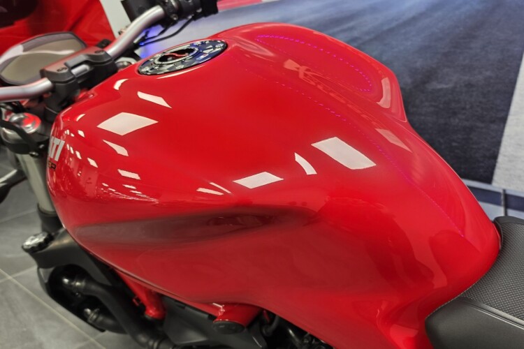 2015 DUCATI MONSTER 821, Red - photo 10