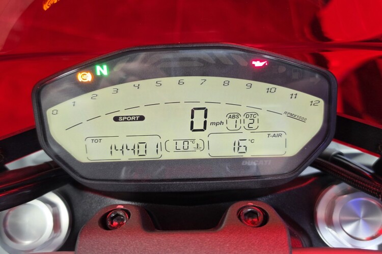 2015 DUCATI MONSTER 821, Red - photo 17