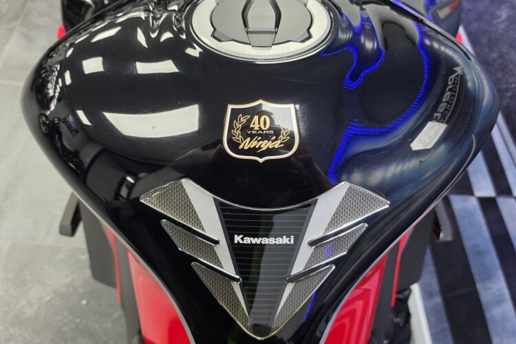 KAWASAKI NINJA 1000SX