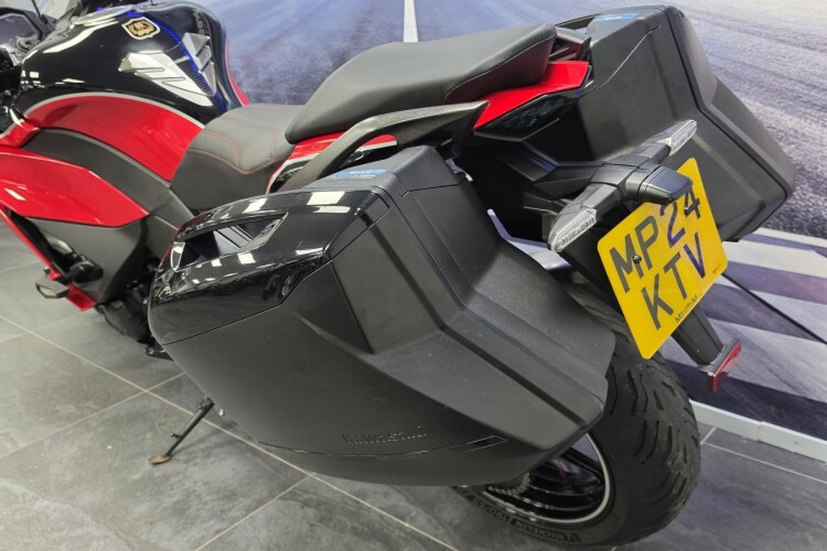 KAWASAKI NINJA 1000SX