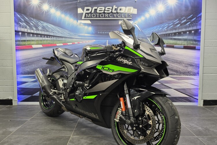 KAWASAKI NINJA ZX-10R