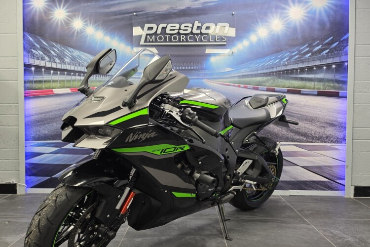 KAWASAKI NINJA ZX-10R