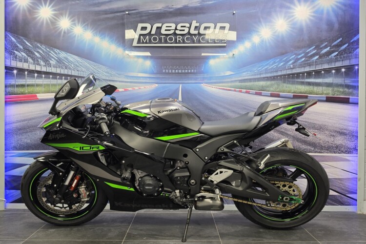 KAWASAKI NINJA ZX-10R