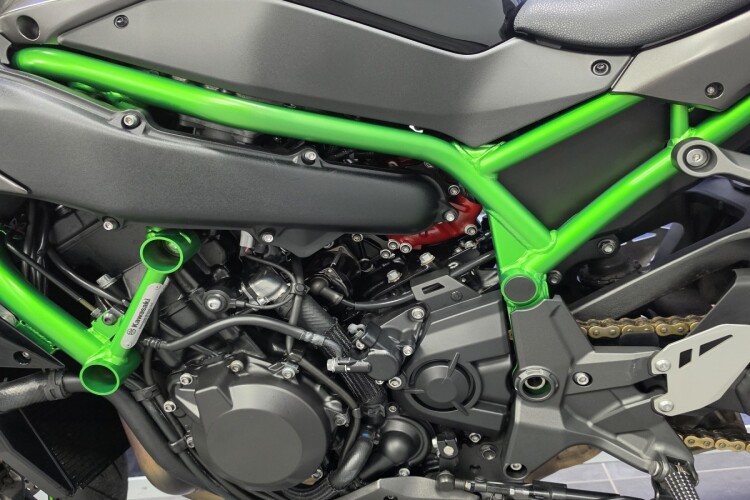 KAWASAKI Z H2