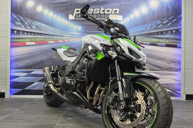 KAWASAKI Z1000