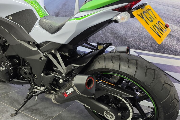 KAWASAKI Z1000