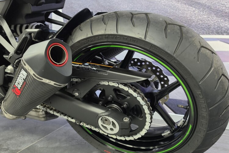 KAWASAKI Z1000