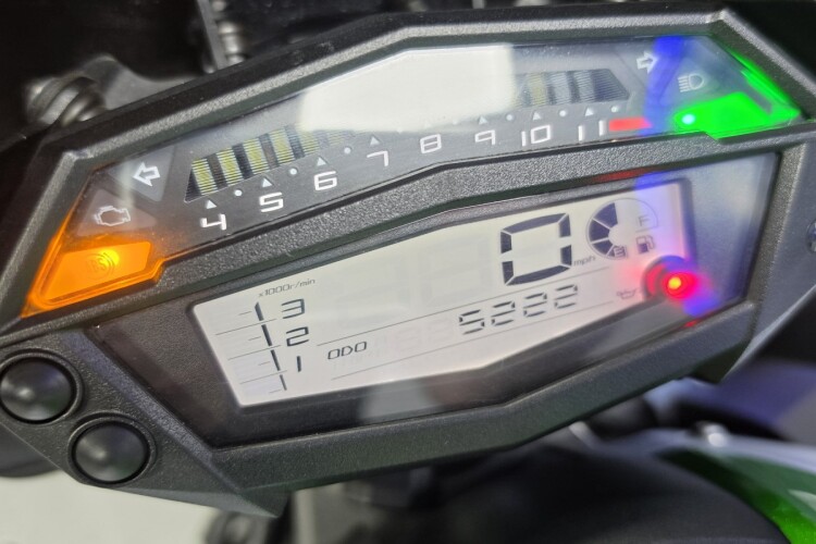 KAWASAKI Z1000