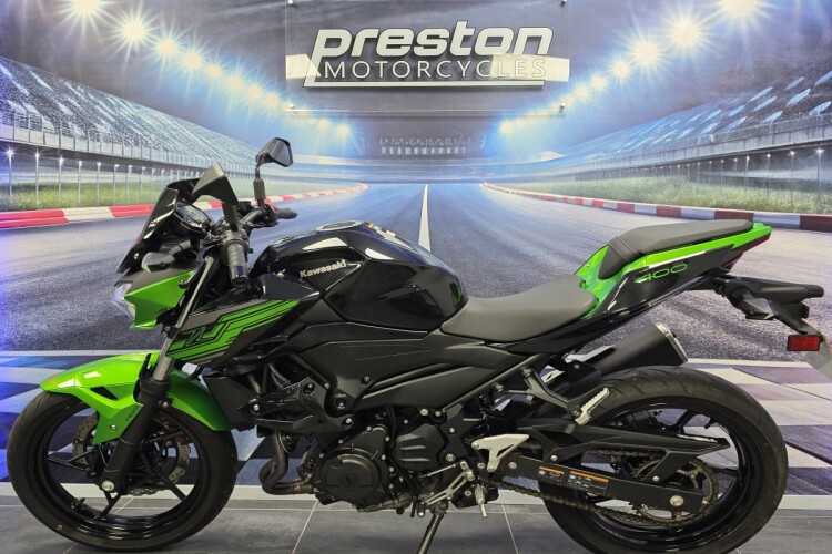 KAWASAKI Z400