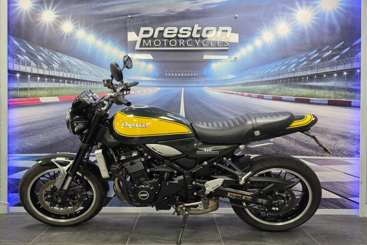 KAWASAKI Z900 RS