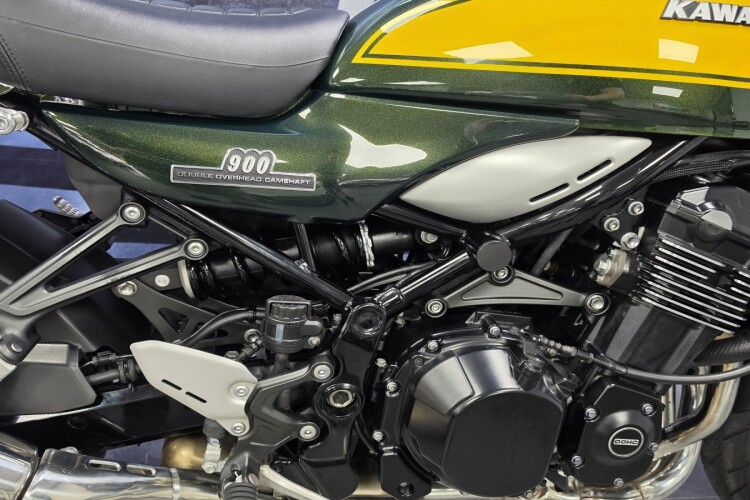 KAWASAKI Z900 RS