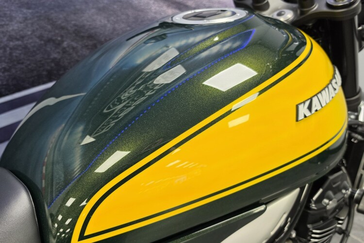 KAWASAKI Z900 RS