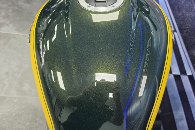 KAWASAKI Z900 RS