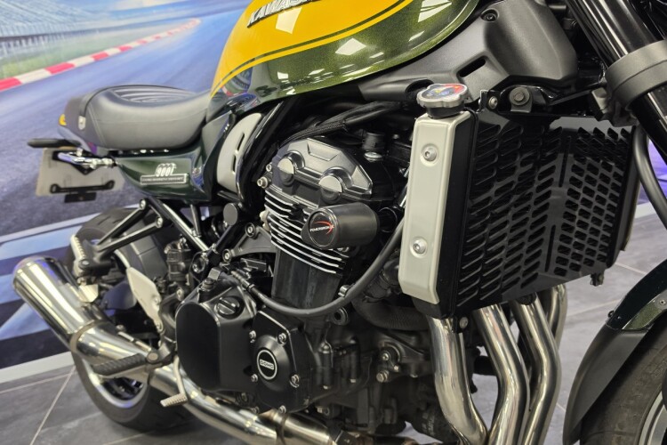 KAWASAKI Z900 RS