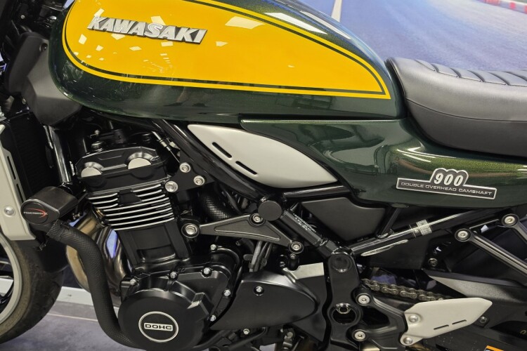 KAWASAKI Z900 RS