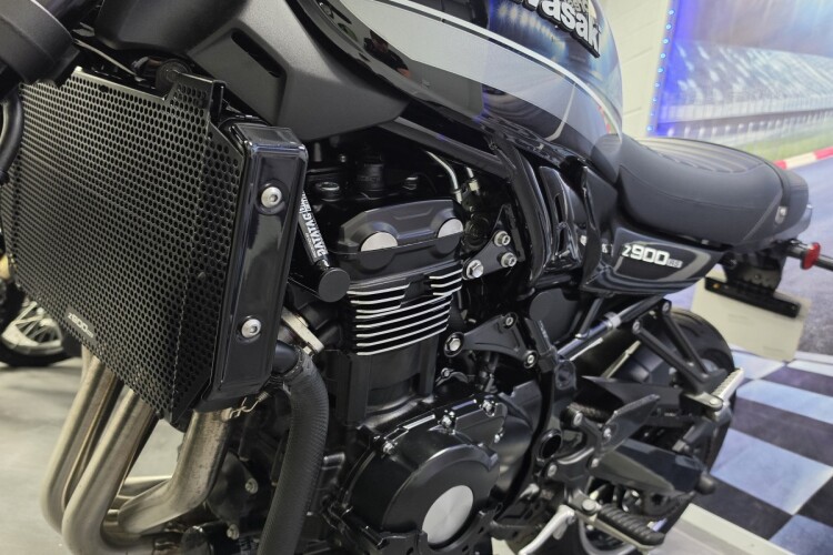 KAWASAKI Z900 RS