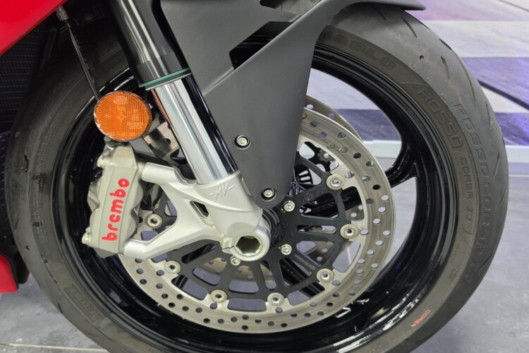 2022 MV AGUSTA F3 RR, Red - photo 5
