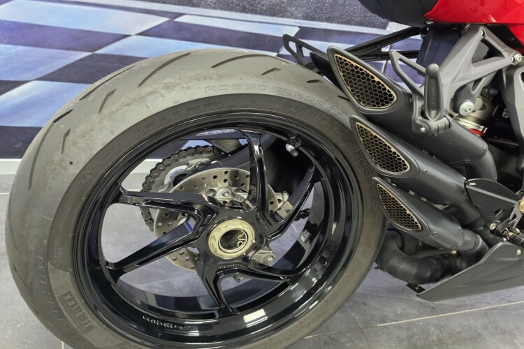 2022 MV AGUSTA F3 RR, Red - photo 11