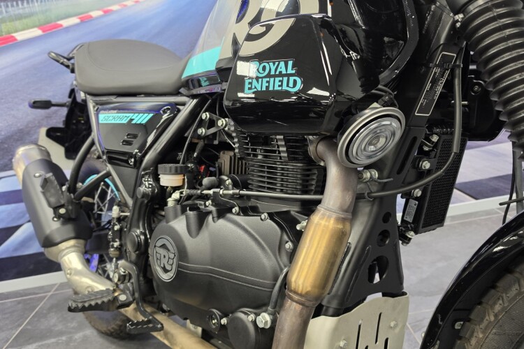 2025 ROYAL ENFIELD SCRAM 411, Silver And Black - photo 9
