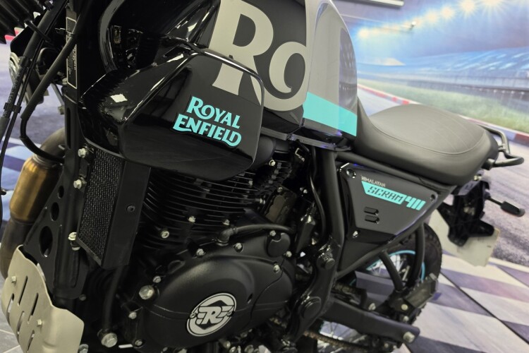 2025 ROYAL ENFIELD SCRAM 411, Silver And Black - photo 10
