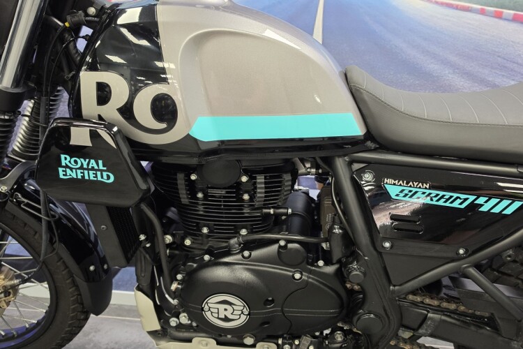 2025 ROYAL ENFIELD SCRAM 411, Silver And Black - photo 12