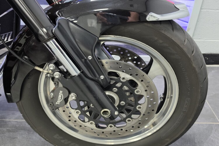 2013 TRIUMPH ROCKET III, Black - photo 5