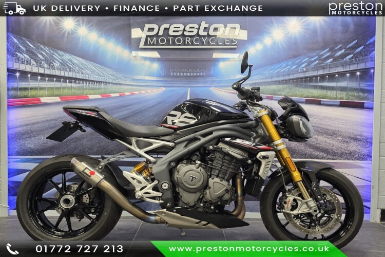 2022 TRIUMPH SPEED TRIPLE 1200, Black
