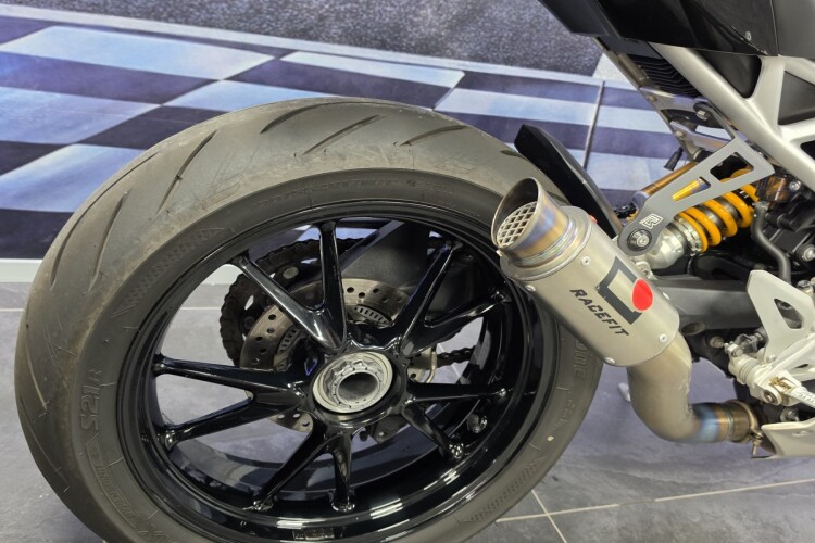 2022 TRIUMPH SPEED TRIPLE 1200, Black - photo 7