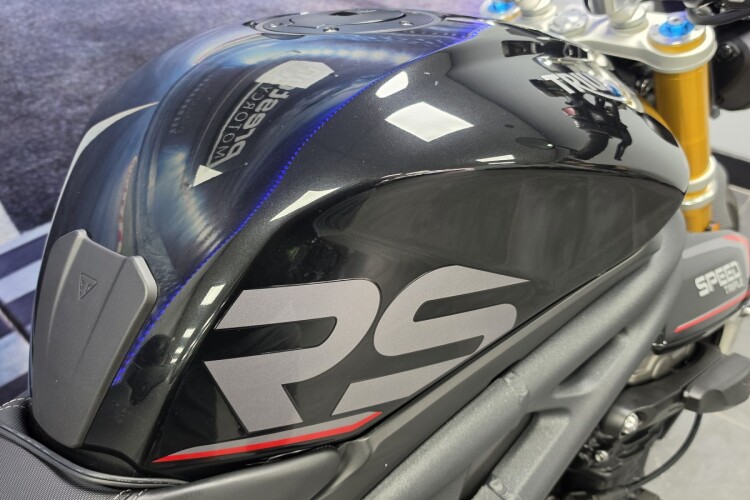 2022 TRIUMPH SPEED TRIPLE 1200, Black - photo 8
