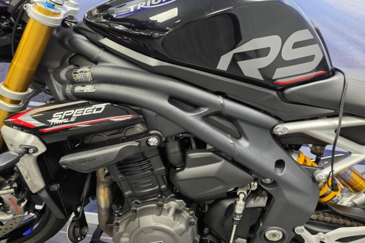 2022 TRIUMPH SPEED TRIPLE 1200, Black - photo 15