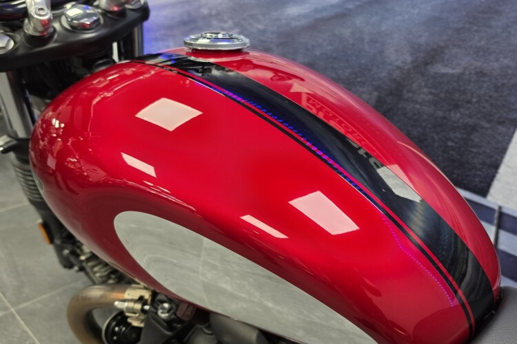 2024 TRIUMPH SPEED TWIN 900, Red - photo 12