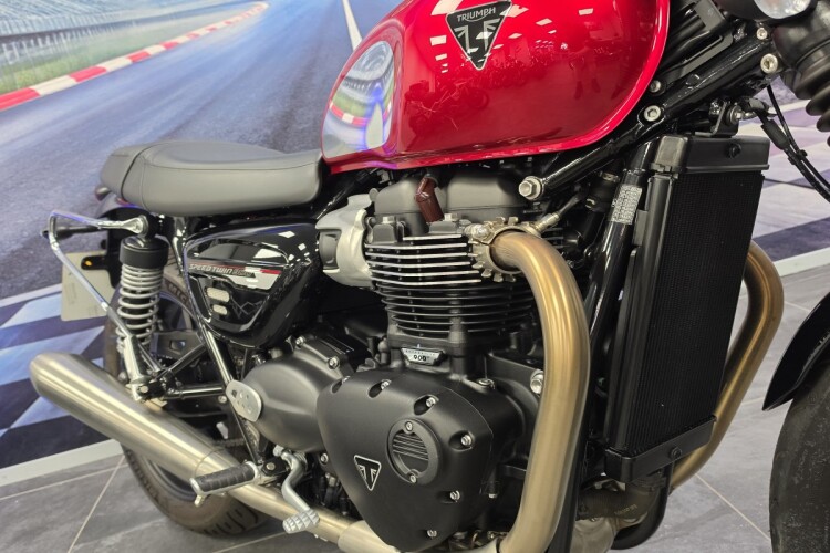 2024 TRIUMPH SPEED TWIN 900, Red - photo 13