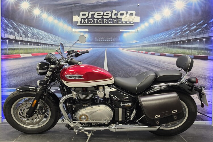2026 TRIUMPH SPEEDMASTER 1200, Red And White - photo 4