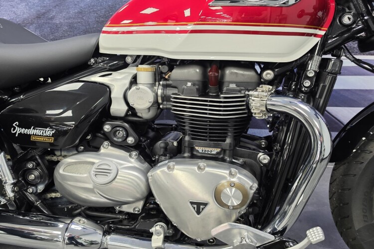 2026 TRIUMPH SPEEDMASTER 1200, Red And White - photo 6