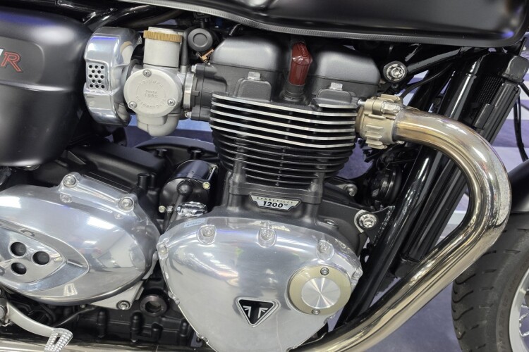 2016 TRIUMPH THRUXTON 1200, Black - photo 16