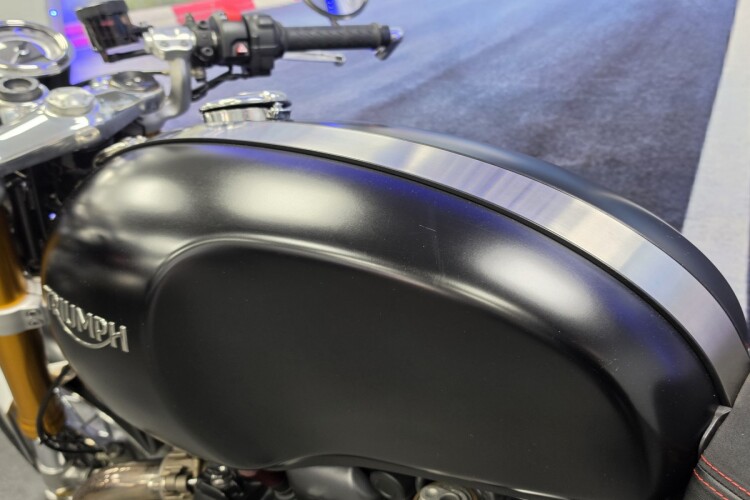 2016 TRIUMPH THRUXTON 1200, Black - photo 5