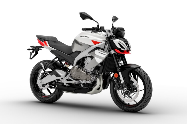 2026 APRILIA TUONO, Piranha Red - photo 11
