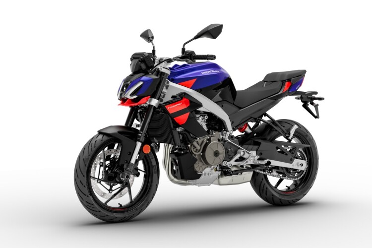 2026 APRILIA TUONO, Piranha Red - photo 17