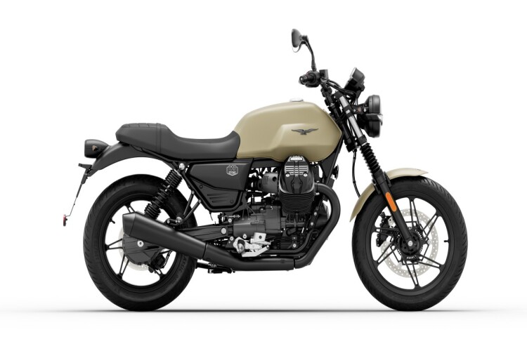 2026 MOTO GUZZI V7, Sabbia Camo