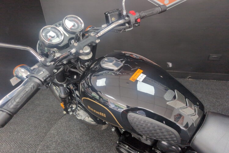 2022 BENELLI IMPERIALE 400, Black - photo 12
