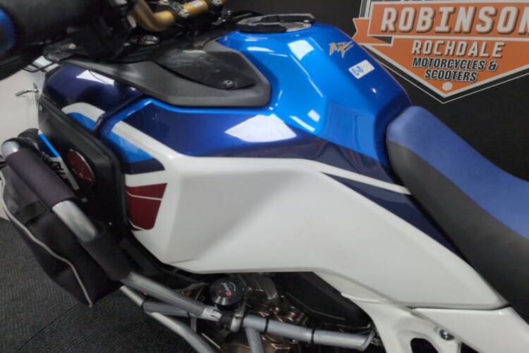 2023 HONDA CRF1100L AFRICA TWIN ADVENTURE SPORTS, White - photo 11