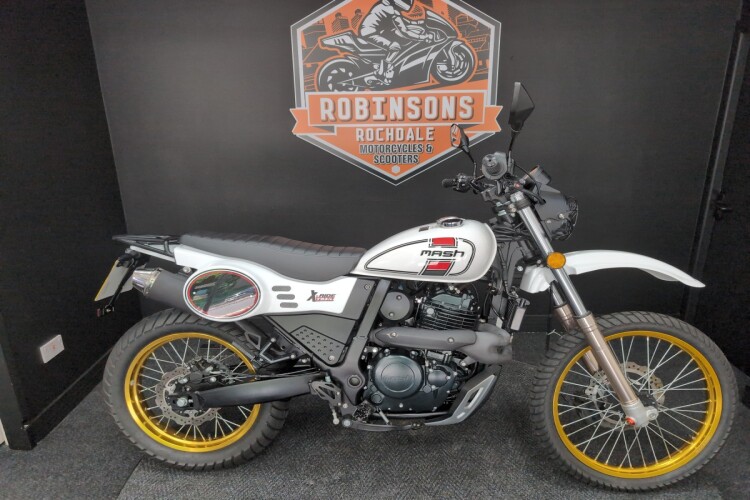 MASH 400 SCRAMBLER