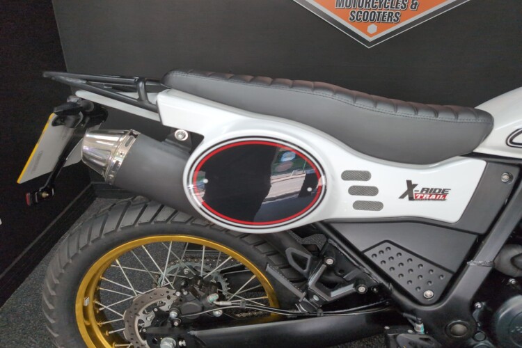 MASH 400 SCRAMBLER