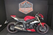2016 TRIUMPH STREET TRIPLE 675, Red - photo 2