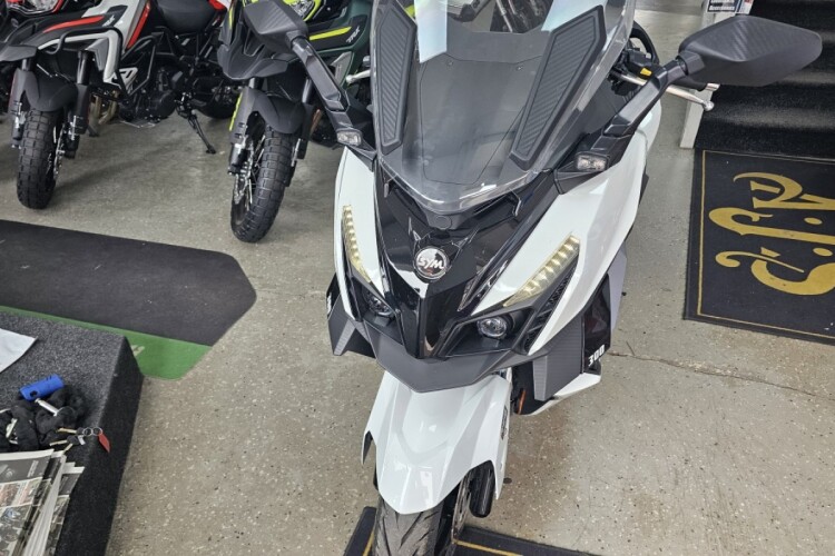 SYM CRUISYM 300 E5