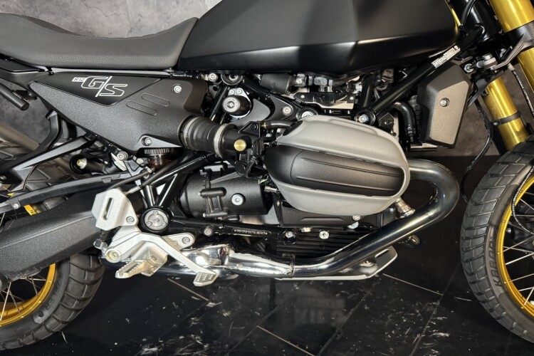2025 BMW R 12 G/S, Black - photo 4